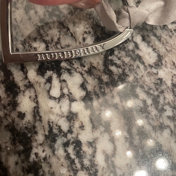 Burberry Silver Heart Keychain with Gray Ribbon and Box - Picture 2 of 2